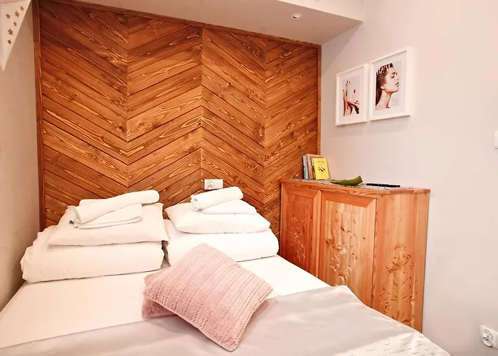 Apart4sleepers Ermitage דירה